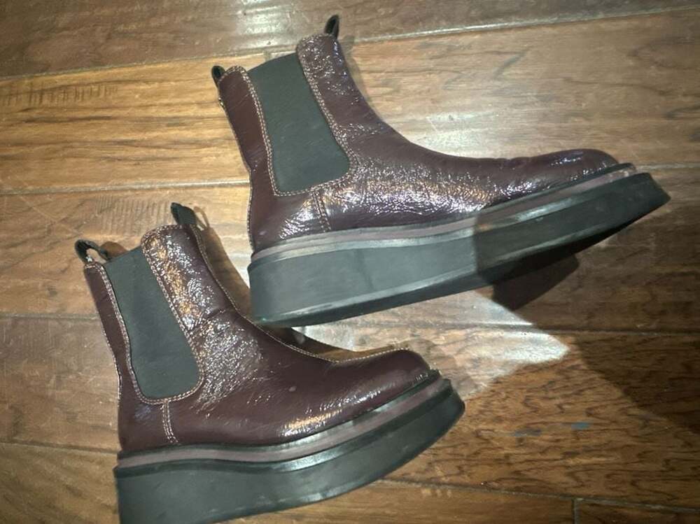 Sam Edelman Kolton 2 Patent Wedge Chelsea Boots in Royal Burgundy